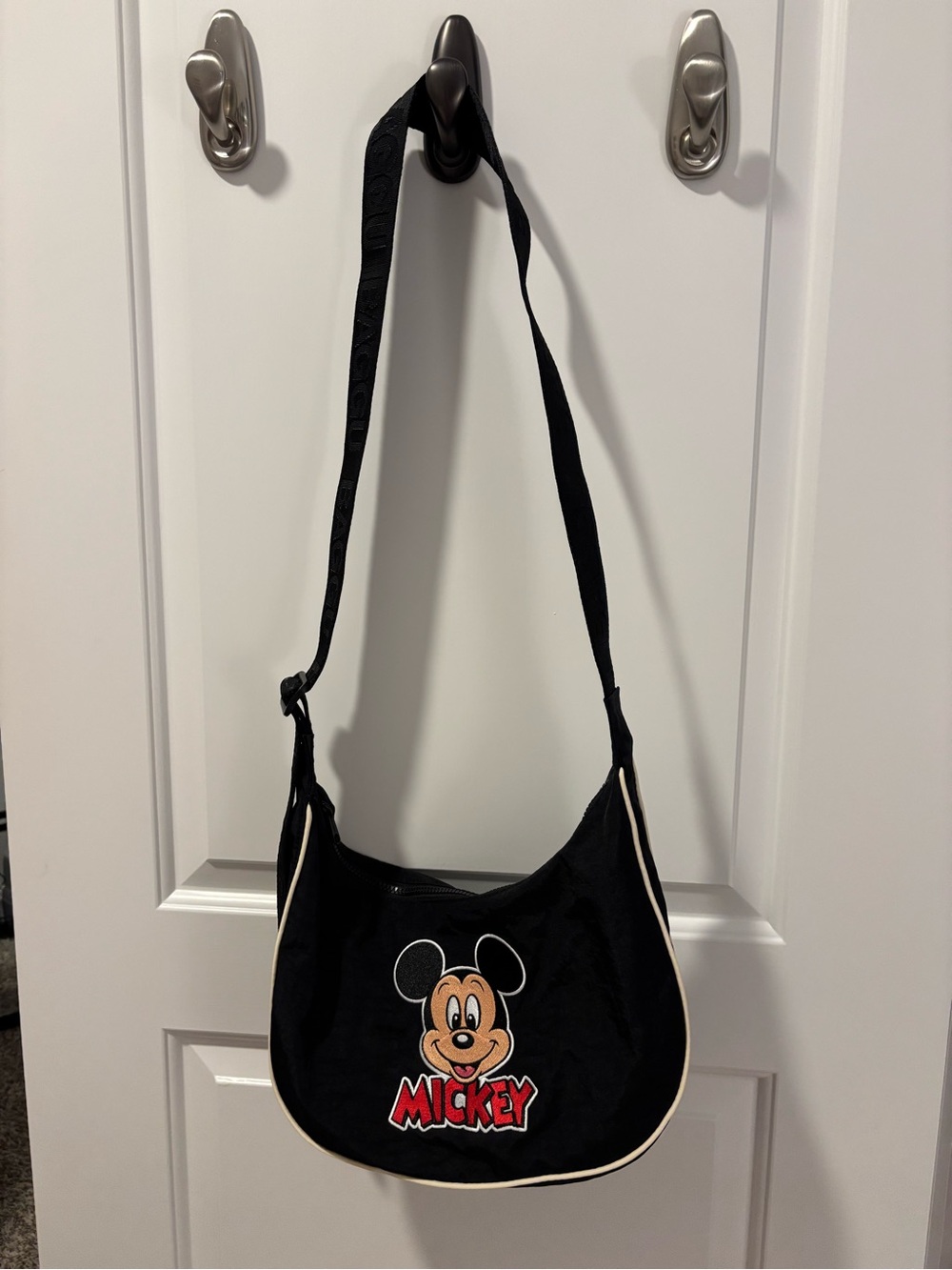 Disney X Baggu Shoulder Bag - Picture 2 of 6